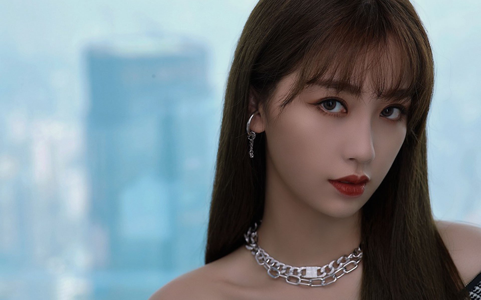 “中国足球+文化创意”产业融合创新推动行业转型升级，振兴中国足球产业的设计方案